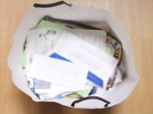 溜まった書類のごく一部